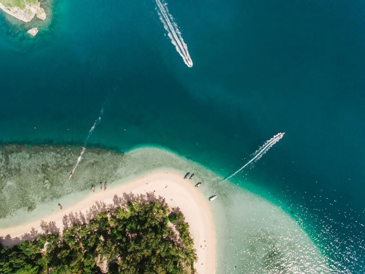 Bangkok + Phuket + Krabi – 7 Nights 8 Days